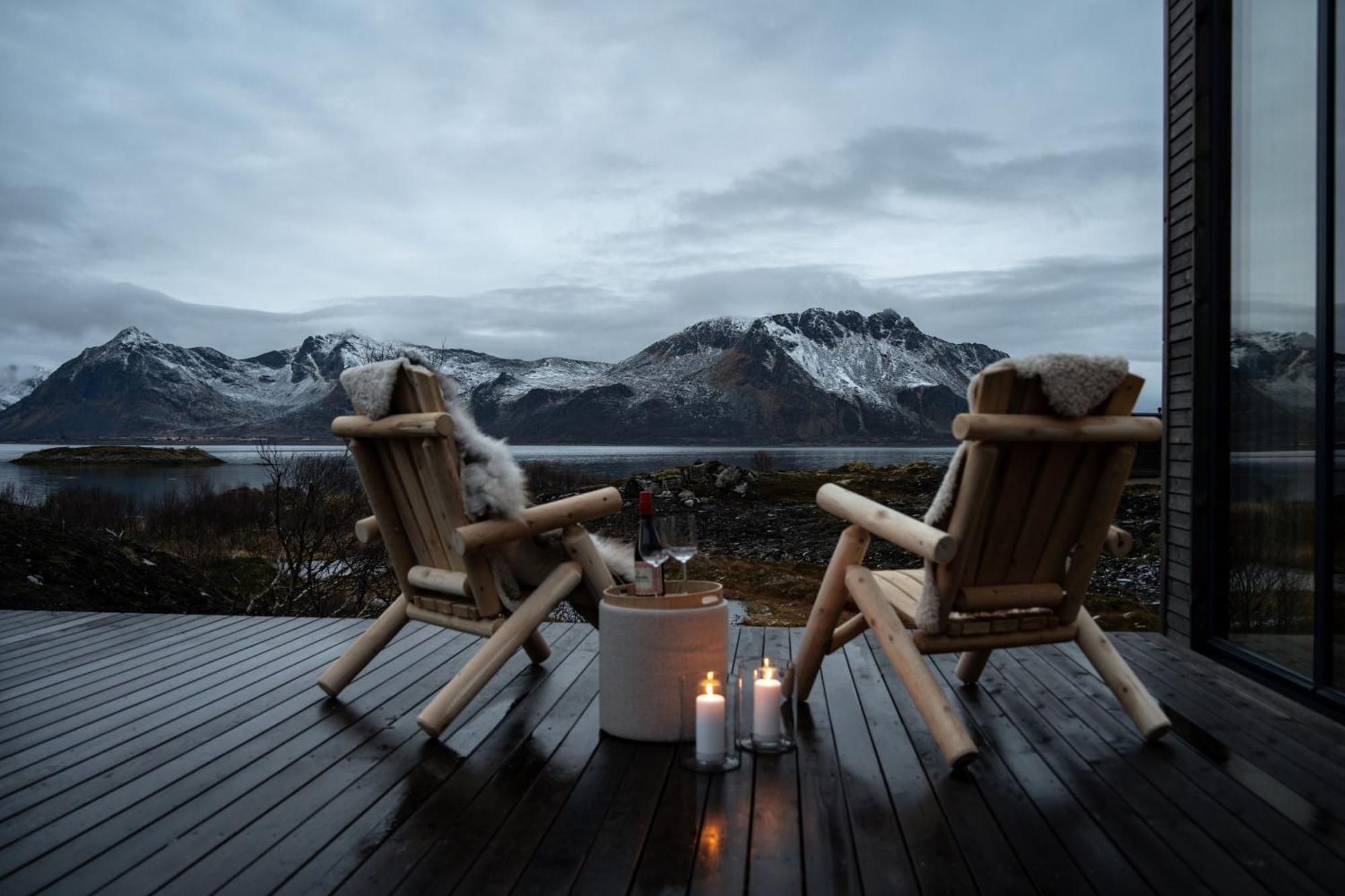 Luksushytte Med Jacuzzi, Summer&Winter Retreat Lyngværet Esterno foto