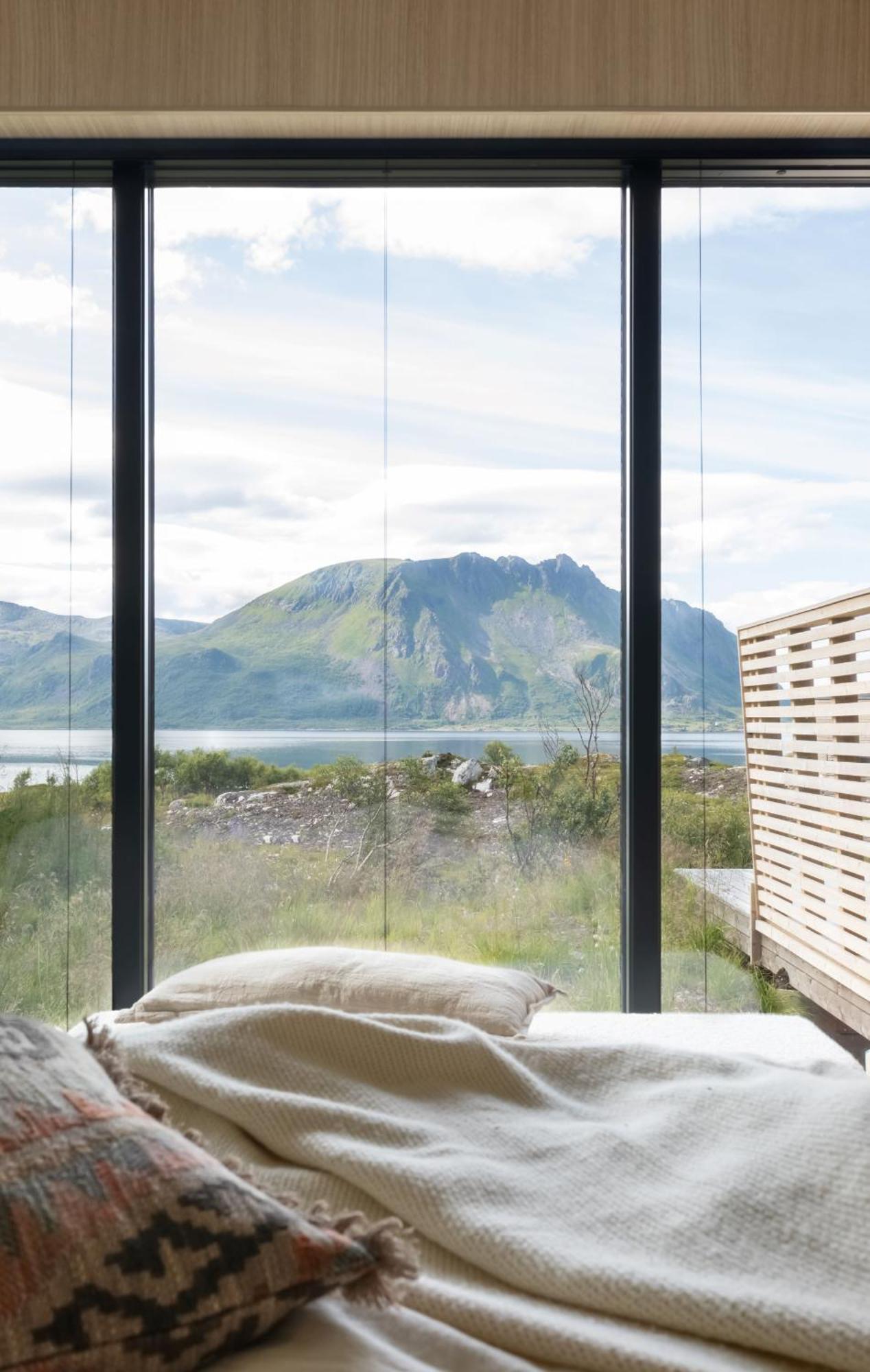 Luksushytte Med Jacuzzi, Summer&Winter Retreat Lyngværet Esterno foto